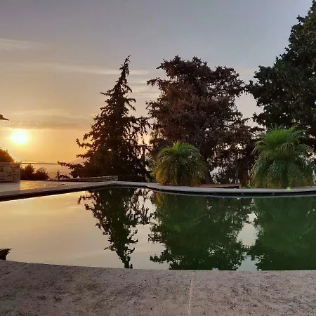 Villa Aphrodite's *